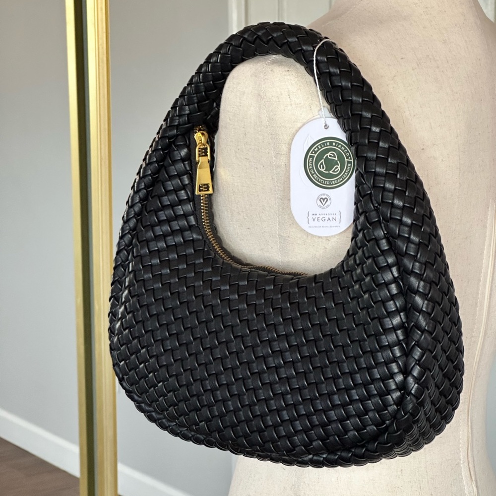 Lorelei Black vegan leather shoulder bag